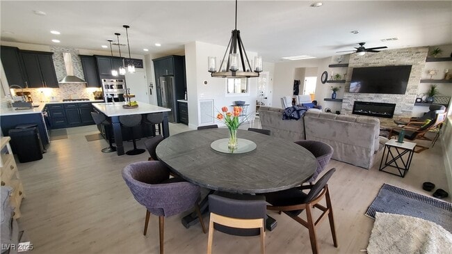 Photo - 2106 Dipinto Ave