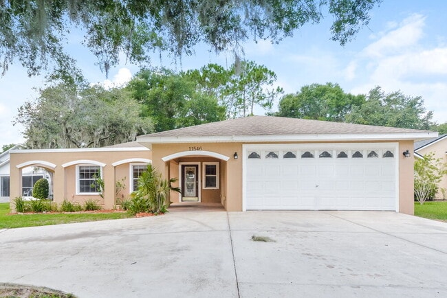 Building Photo - 11546 Lake Dr