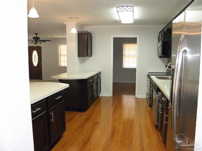 Photo - 7901 Jansen Rd