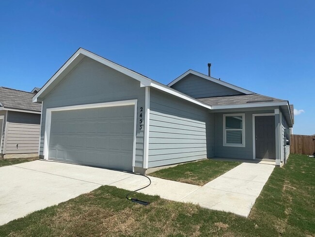 Building Photo - Beautiful 3/2 located in Parkside, NBTX