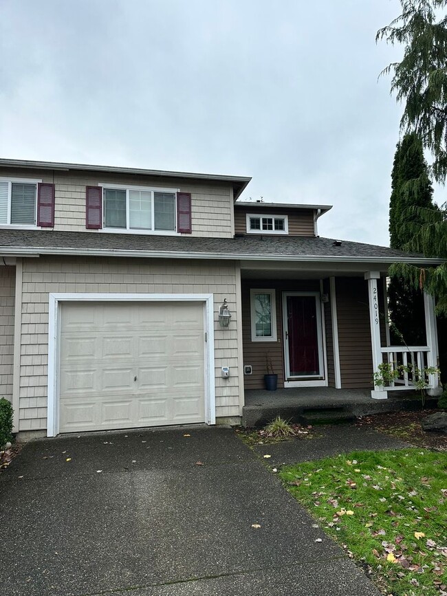 2 Bd / 2.5 Ba Maple Valley Townhouse - 2 Bd / 2.5 Ba Maple Valley Townhouse