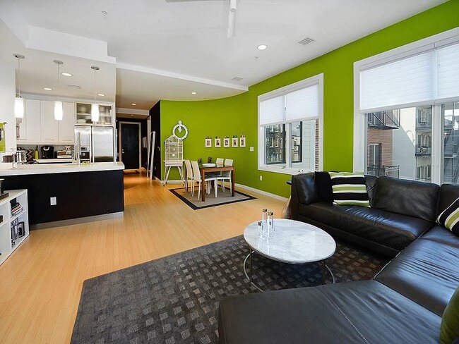 Photo - 511 Madison St Unidad 303