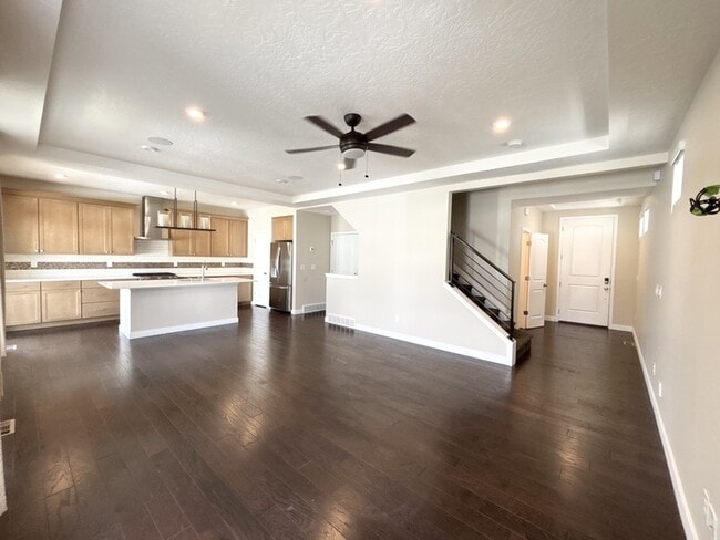 Building Photo - 2676 N Heston Park