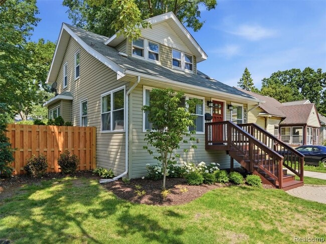 Photo - 626 Kayser Ave