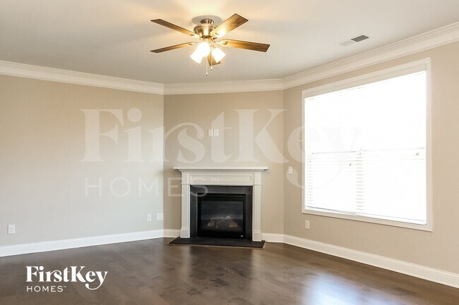Photo - 3940 Lake Breeze Dr