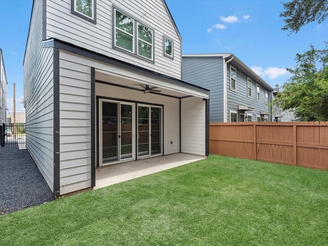 Building Photo - 7132 Eastwood St