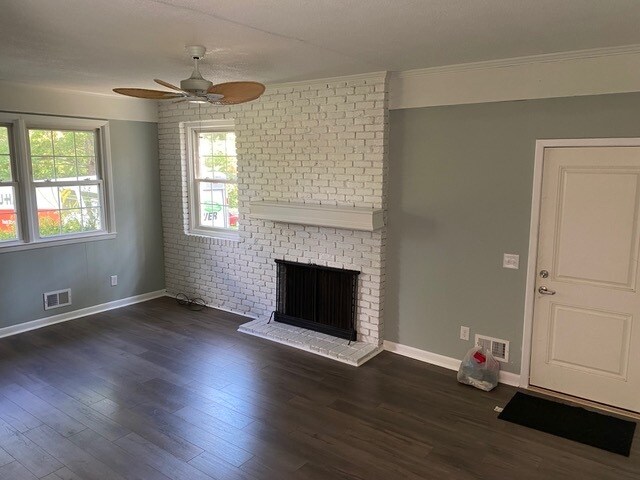 Photo - 414 Sharon Dr