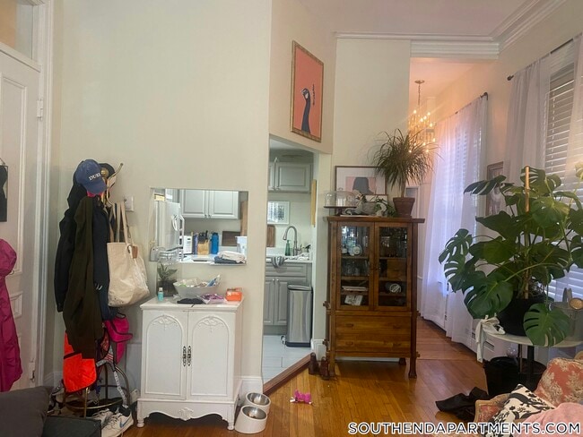 Photo - 423 Shawmut Ave Unit 1