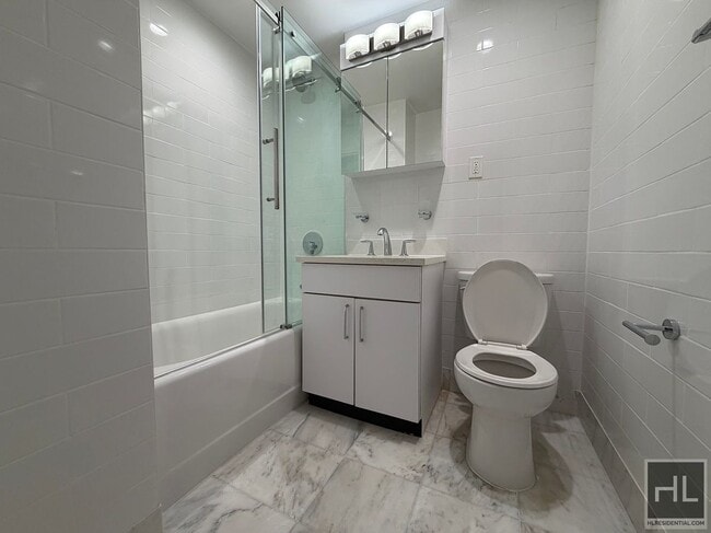 Photo - BEEKMAN PLACE Unit 2B