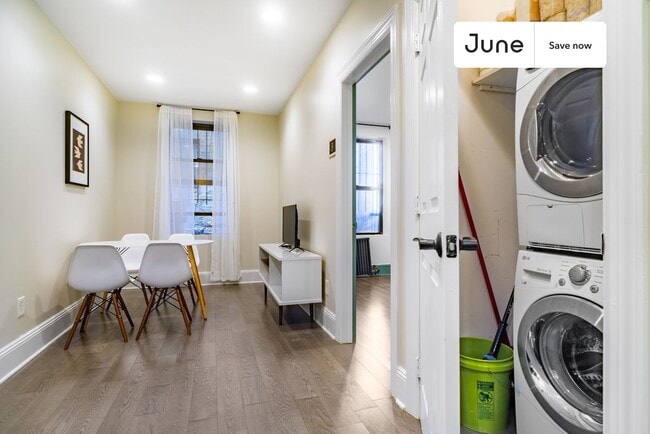 Photo - 345 E 21st St