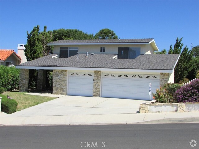 Building Photo - 6619 El Rodeo Rd Rental