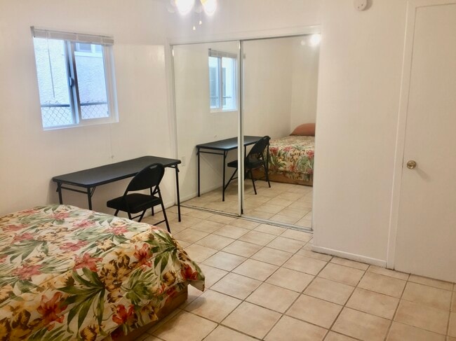 10420 Buford Ave Unidad Bedroom 2