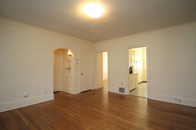 Photo - 2200-2208-2212 SE Ivon St. Unidad 2208