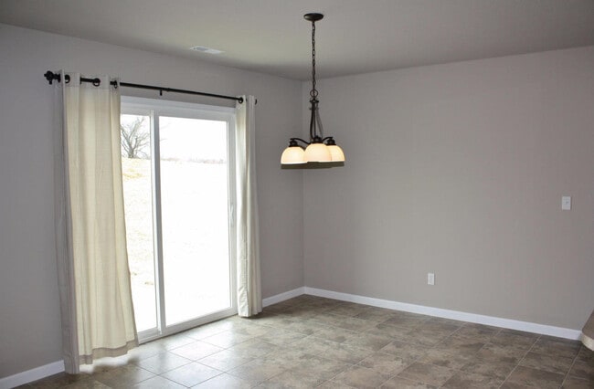 Photo - 5735 Abercorn Dr