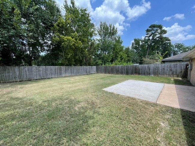 Photo - 9422 Chartermoss Cir