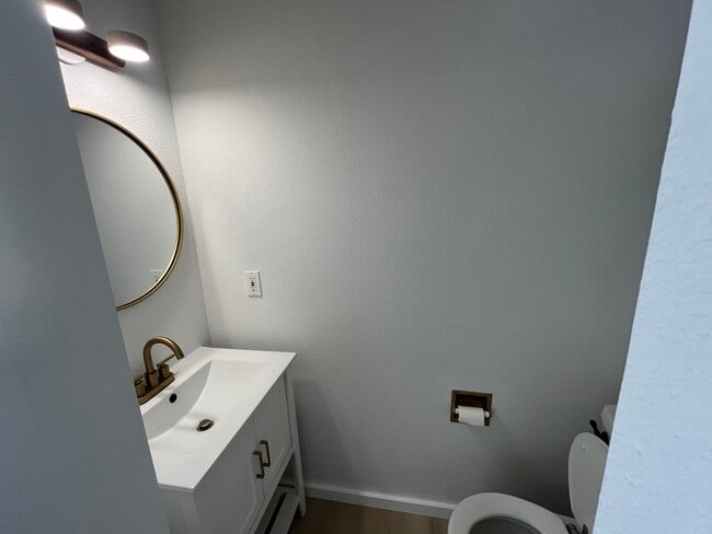 Photo - 1437 SW 13th Pl