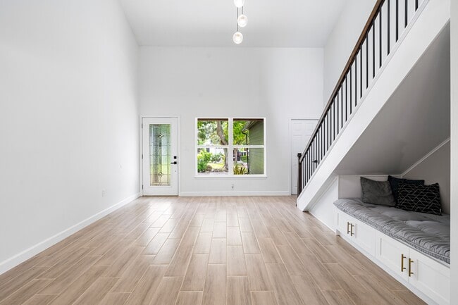 Photo - 5175 Moeller Ave
