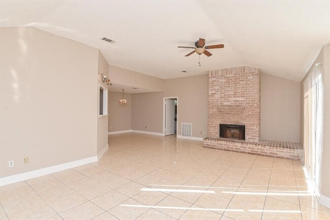 Photo - 9323 Danforth Way