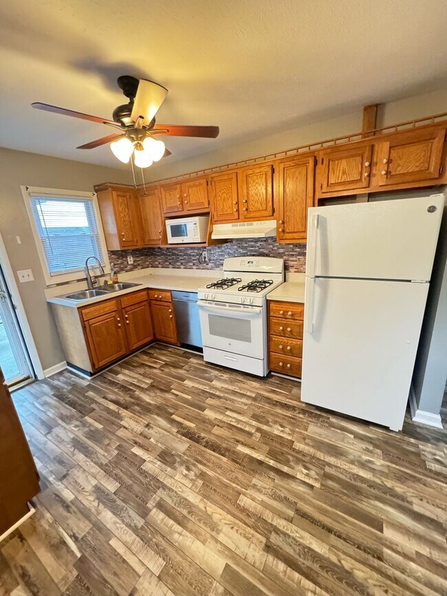 Photo - Nice 3 Bedroom Ranch Near Greenbelt