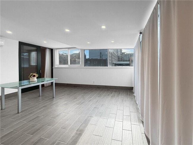 Photo - 2882 W 15th St Unit 2B