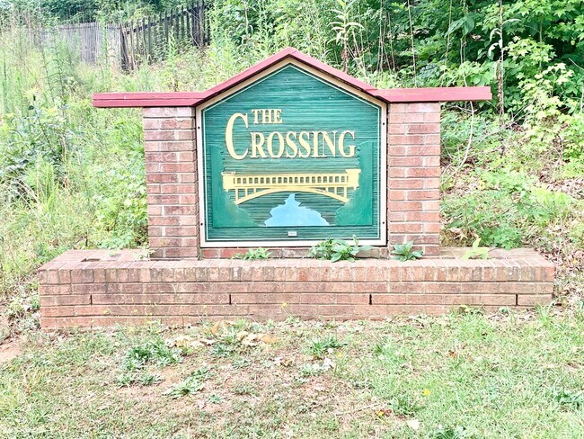 Photo - 1464 The Crossing