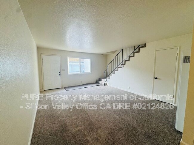 Photo - 115 Jefferson St Unit A