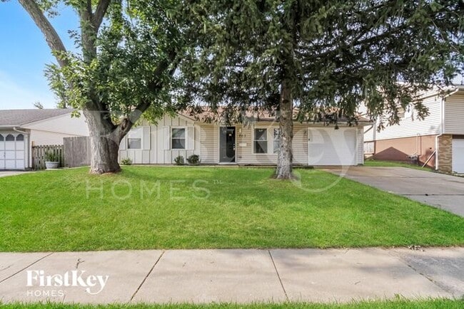 Photo - 703 E Streamwood Blvd House