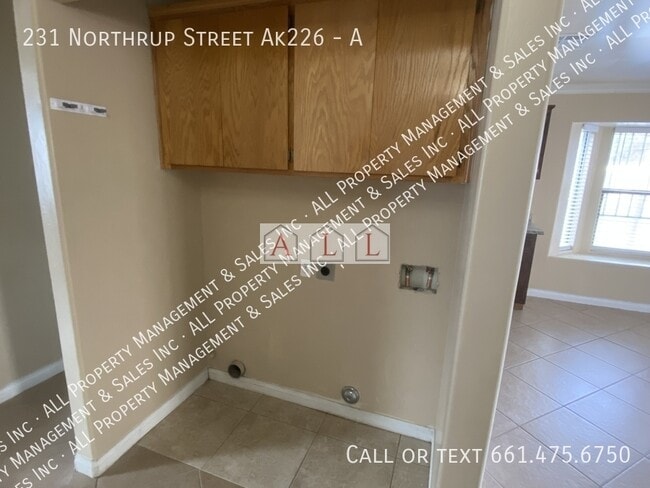 Photo - 231 Northrup St Unit A