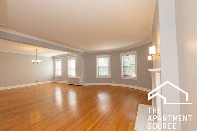 Photo - 201 Kedzie St Unit 2I