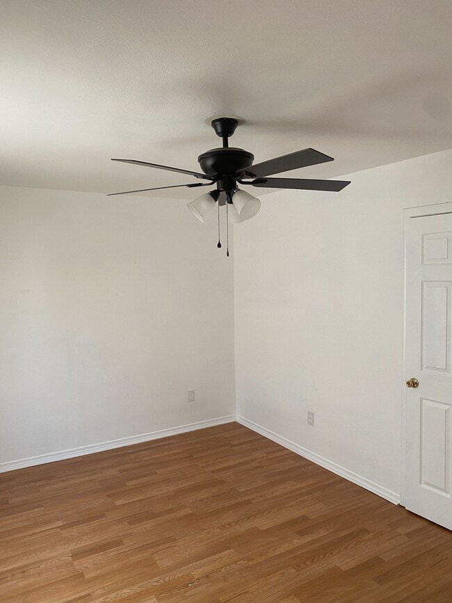 Photo - Welcome to Flat Rock Creek Apartments - Wh...