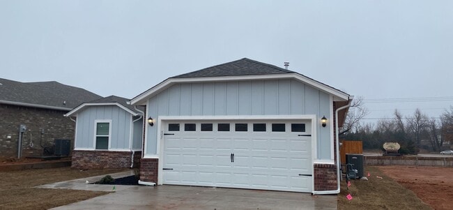 Photo - 3 Bedroom 2 Bathroom 2 Car Garage Home in Oakdale School District