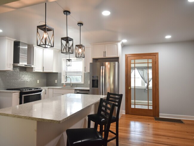 Photo - 5153 W 64th Pl