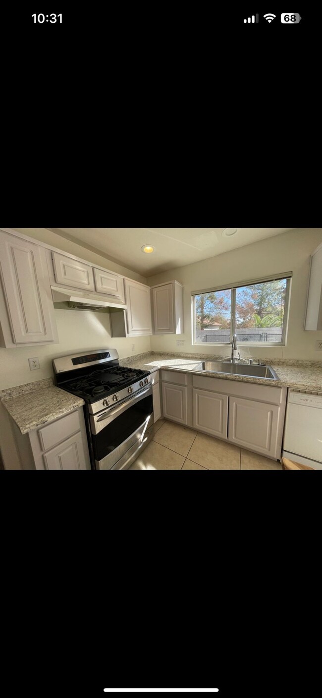 Photo - 250 Camelback Ridge Ave