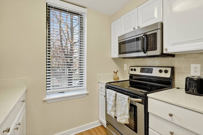 The Saratoga Apartments