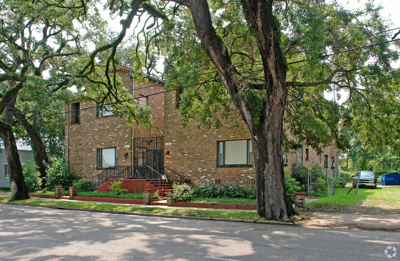 St. Francis Apartments - St. Francis Apartments