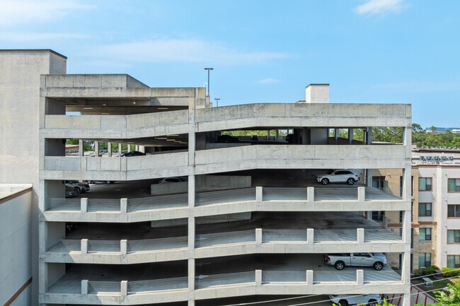 Parking Garage - 7-Seventy