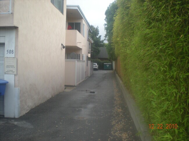 Photo - 502 Raymond Ave Apartments Unit 1