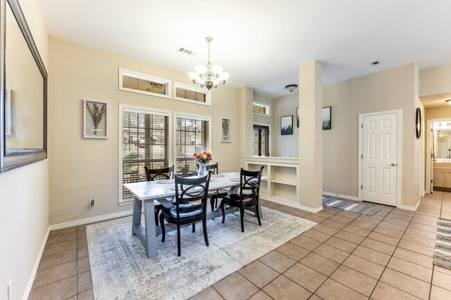 Photo - 3658 Redbud Ln