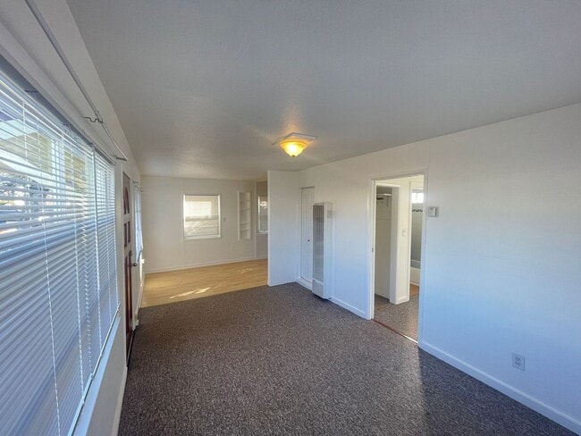 Photo - 1324 Longbranch Ave