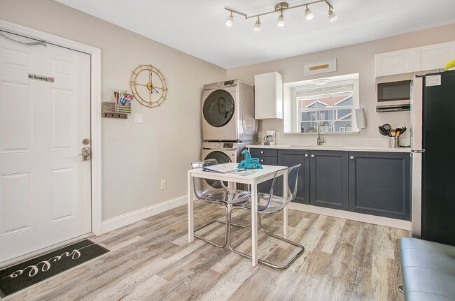 Photo - 141 Coco Plum Dr