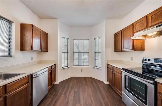 Photo - 812 Melville Dr
