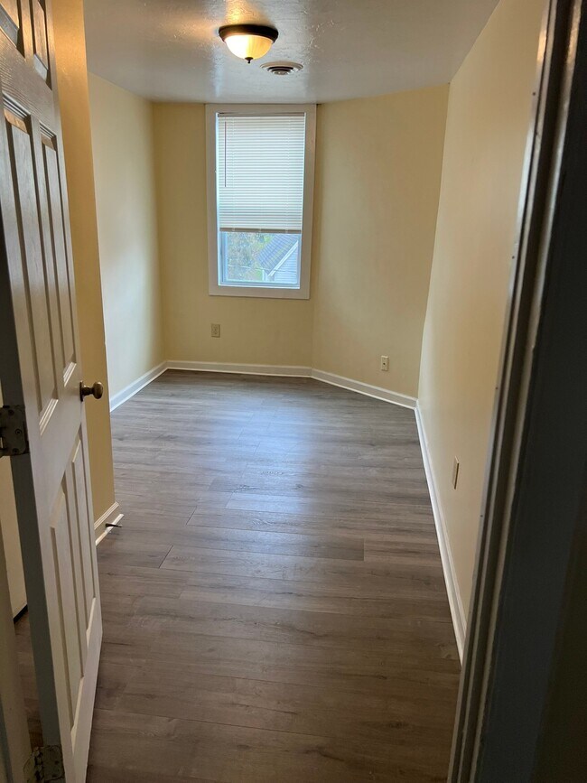 Photo - 375 Elm St Unit 3L