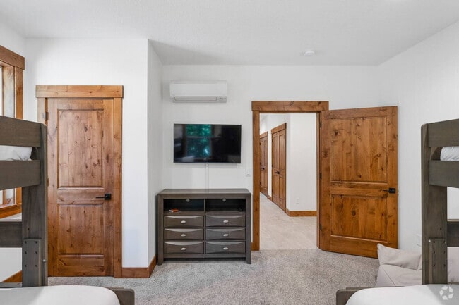Building Photo - 89192 US-26 Unit ID1223593P Rental