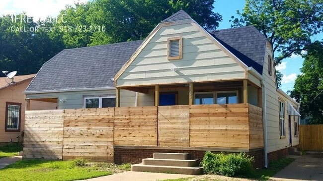 Photo - 2865 E Admiral Pl