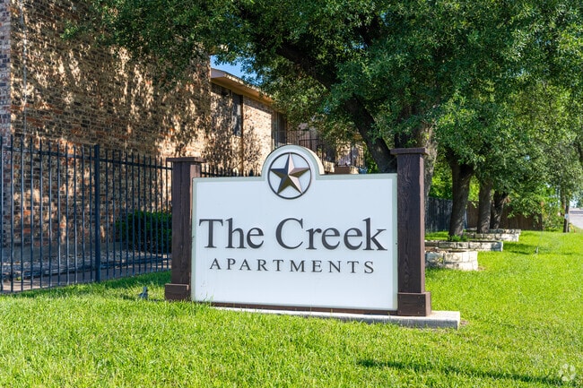 Building Photo - The Creek Rental