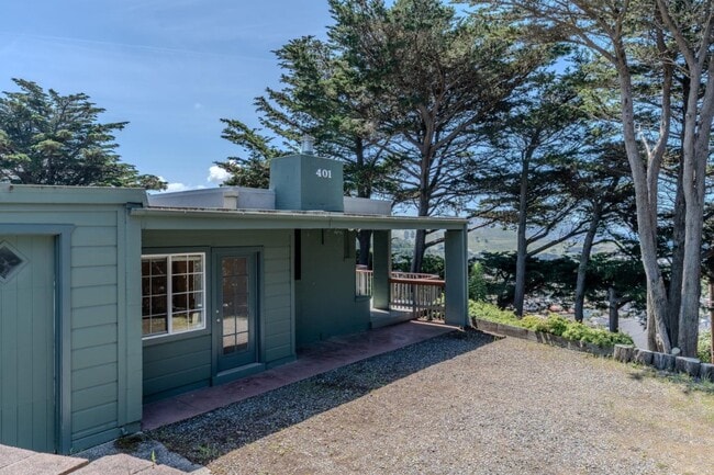 Photo - 401 Griffin Ave