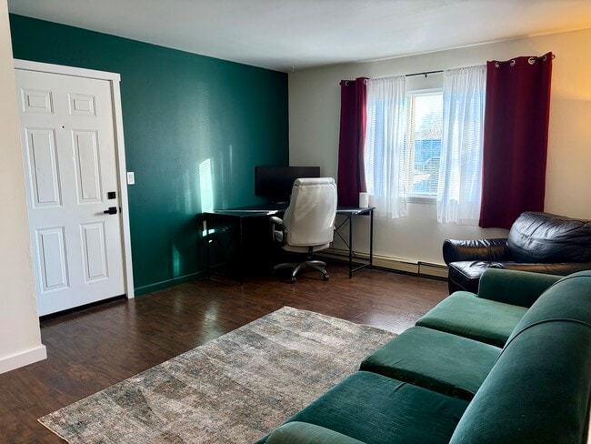 Building Photo - Helena - Quadplex