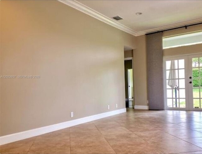 Photo - 953 Tanglewood Cir