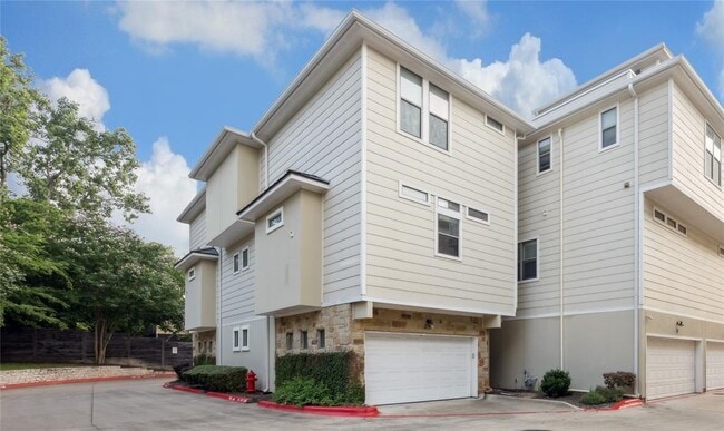 Photo - 1115 Kinney Ave Unidad 24 Rental