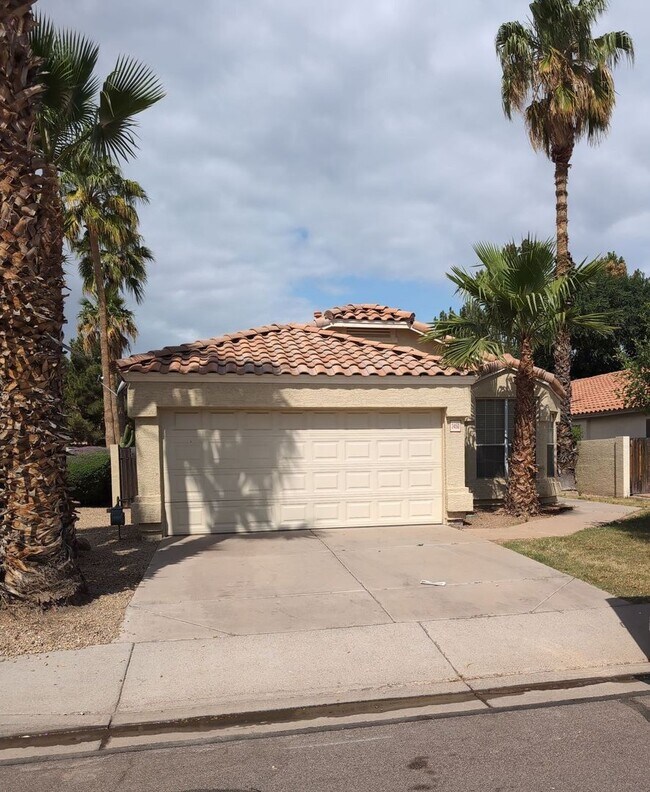 Building Photo - COMING SOON IN CLEMENTE RANCH!!